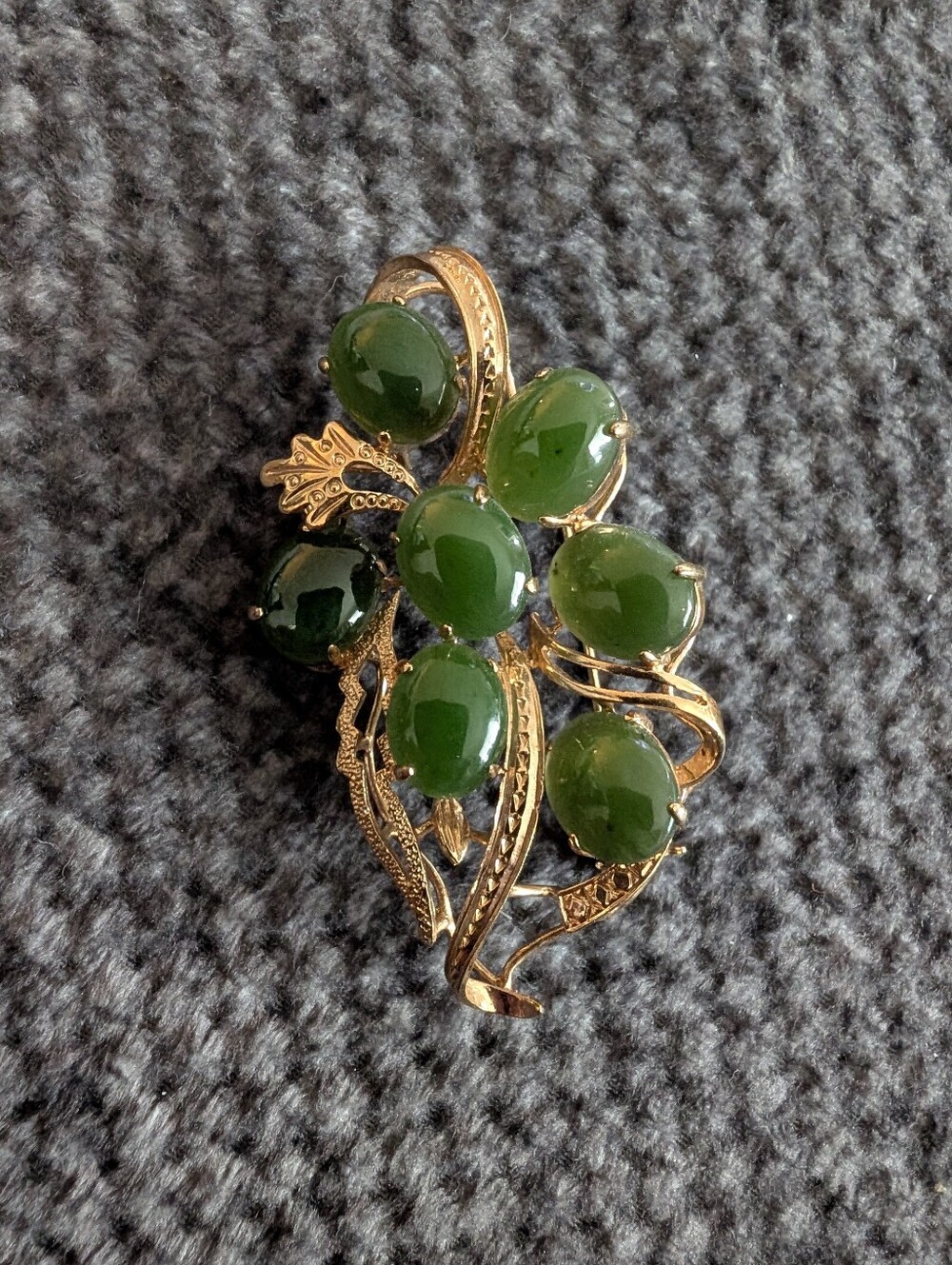 Vintage Gold Brooch Deep Green Jade Stones